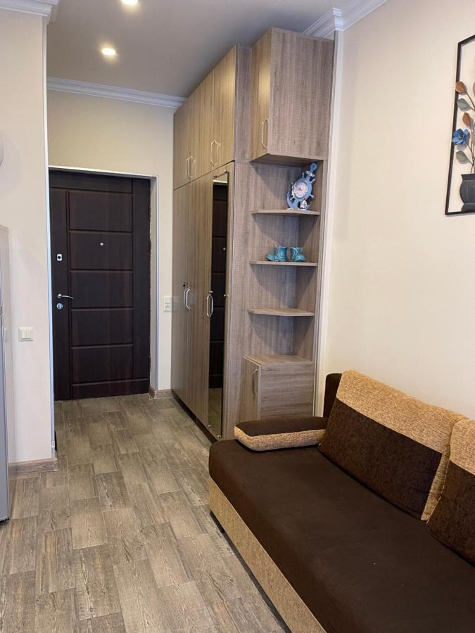 Apartments Kristo Batumi Esterno foto